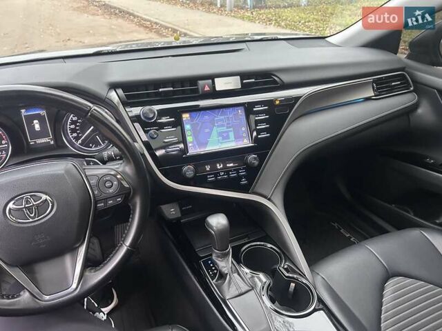 Серый Тойота Камри, объемом двигателя 2.49 л и пробегом 105 тыс. км за 24500 $, фото 29 на Automoto.ua