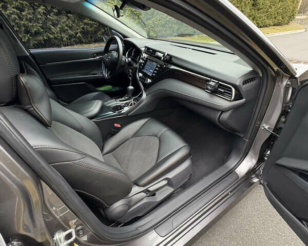 Сірий Тойота Камрі, об'ємом двигуна 2.49 л та пробігом 74 тис. км за 23200 $, фото 15 на Automoto.ua