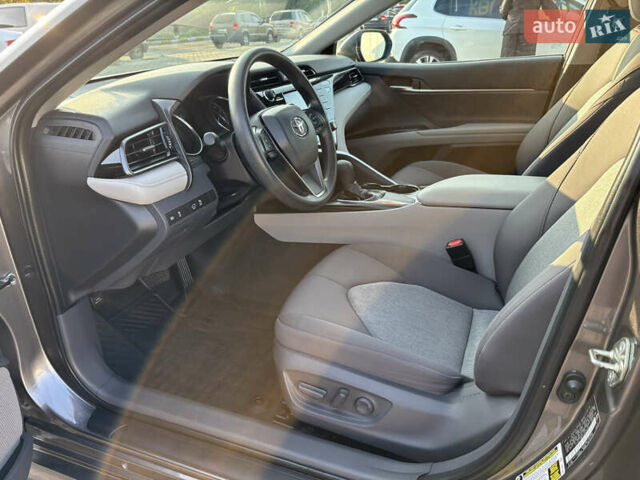 Серый Тойота Камри, объемом двигателя 2.49 л и пробегом 44 тыс. км за 22499 $, фото 56 на Automoto.ua