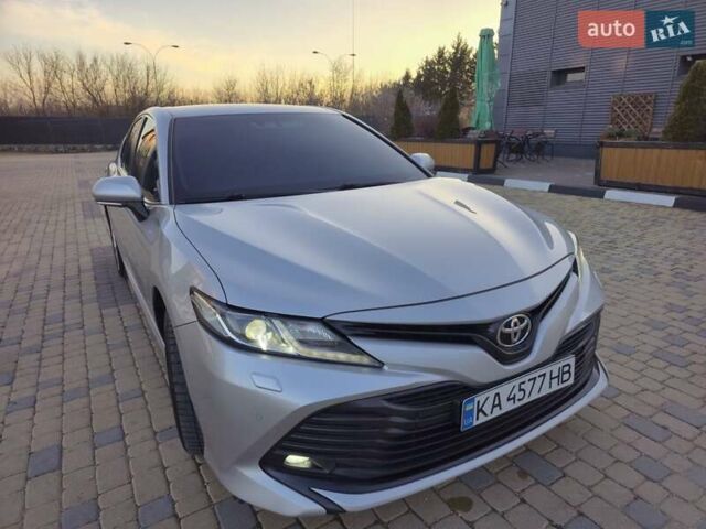 Сірий Тойота Камрі, об'ємом двигуна 2.49 л та пробігом 170 тис. км за 21900 $, фото 7 на Automoto.ua