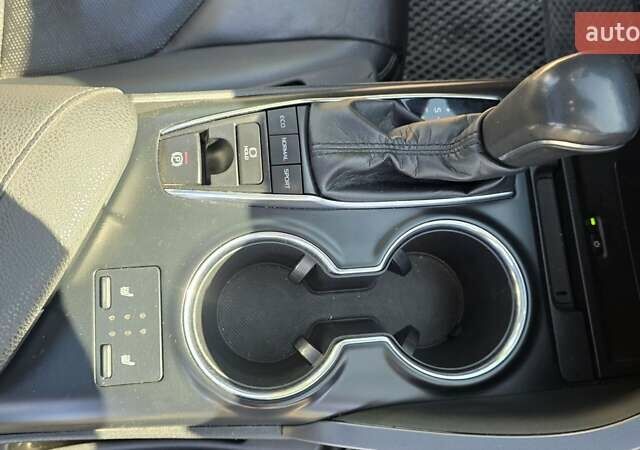 Серый Тойота Камри, объемом двигателя 3.5 л и пробегом 171 тыс. км за 22999 $, фото 30 на Automoto.ua