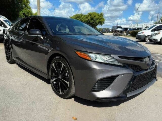 Серый Тойота Камри, объемом двигателя 3.5 л и пробегом 49 тыс. км за 4950 $, фото 1 на Automoto.ua