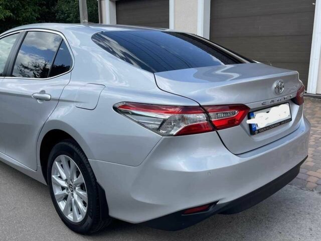 Серый Тойота Камри, объемом двигателя 2.49 л и пробегом 93 тыс. км за 21700 $, фото 2 на Automoto.ua