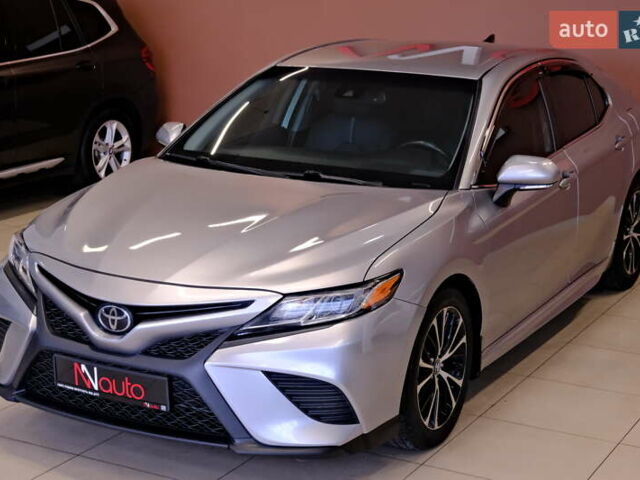 Тойота Камри 2019 в Одессе на Automoto.ua Серый Тойота Камри, объемом двигателя 2.5 л и пробегом 47 тыс. км за 18900 $, фото 2 на Automoto.ua