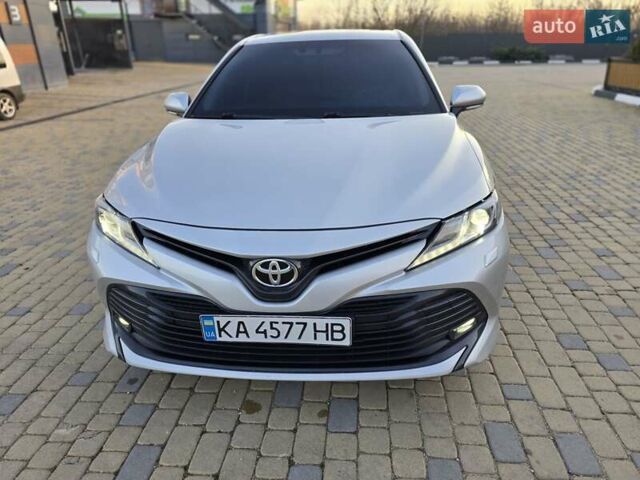 Сірий Тойота Камрі, об'ємом двигуна 2.49 л та пробігом 170 тис. км за 21900 $, фото 19 на Automoto.ua