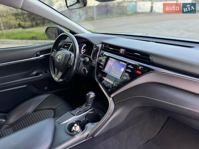 Сірий Тойота Камрі, об'ємом двигуна 2.49 л та пробігом 137 тис. км за 18700 $, фото 72 на Automoto.ua