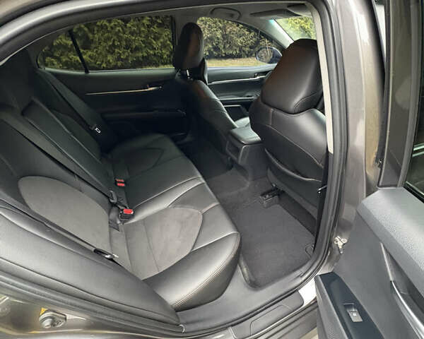 Сірий Тойота Камрі, об'ємом двигуна 2.49 л та пробігом 74 тис. км за 23200 $, фото 13 на Automoto.ua