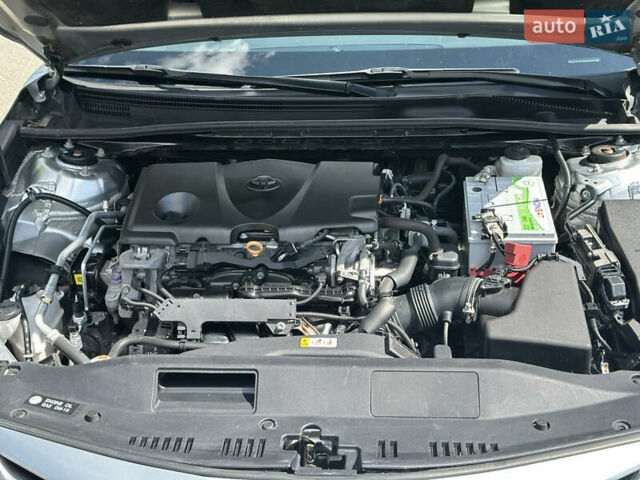 Сірий Тойота Камрі, об'ємом двигуна 2.49 л та пробігом 130 тис. км за 21000 $, фото 12 на Automoto.ua