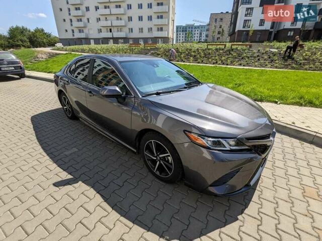 Серый Тойота Камри, объемом двигателя 2.49 л и пробегом 27 тыс. км за 26999 $, фото 24 на Automoto.ua