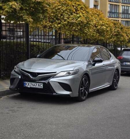 Серый Тойота Камри, объемом двигателя 3.5 л и пробегом 171 тыс. км за 22999 $, фото 10 на Automoto.ua