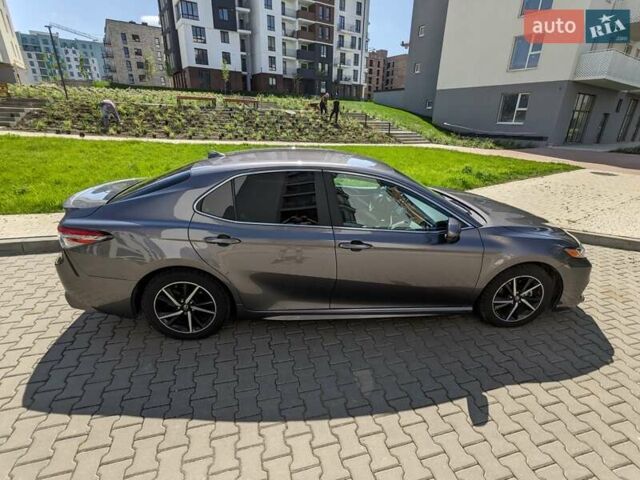 Серый Тойота Камри, объемом двигателя 2.49 л и пробегом 27 тыс. км за 26999 $, фото 38 на Automoto.ua