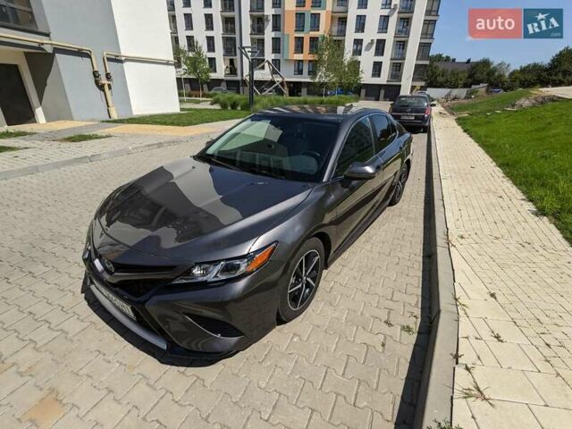 Серый Тойота Камри, объемом двигателя 2.49 л и пробегом 27 тыс. км за 26999 $, фото 27 на Automoto.ua