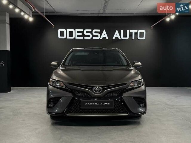 Сірий Тойота Камрі, об'ємом двигуна 2.49 л та пробігом 58 тис. км за 18800 $, фото 1 на Automoto.ua