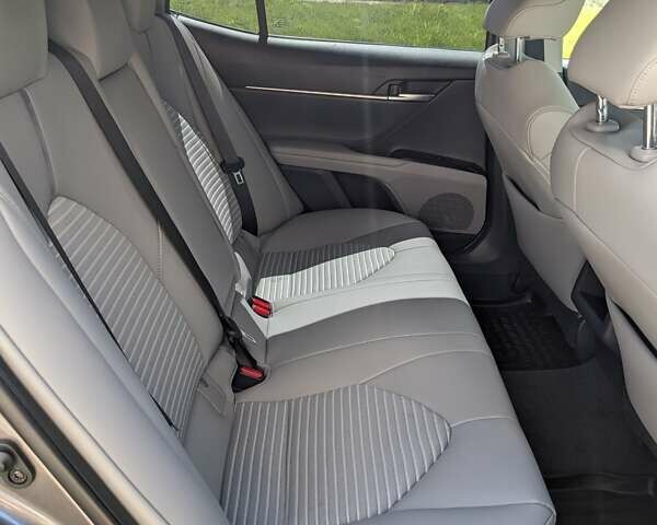 Серый Тойота Камри, объемом двигателя 2.49 л и пробегом 27 тыс. км за 26999 $, фото 75 на Automoto.ua