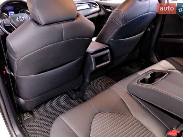 Тойота Камри 2019 в Одессе на Automoto.ua Серый Тойота Камри, объемом двигателя 2.5 л и пробегом 47 тыс. км за 18900 $, фото 34 на Automoto.ua