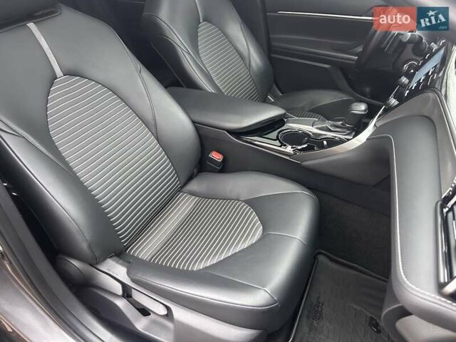 Серый Тойота Камри, объемом двигателя 2.49 л и пробегом 105 тыс. км за 24500 $, фото 38 на Automoto.ua