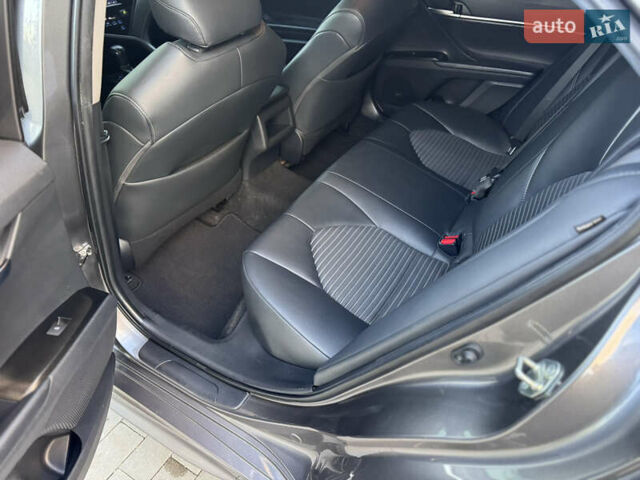 Сірий Тойота Камрі, об'ємом двигуна 2.49 л та пробігом 137 тис. км за 18700 $, фото 50 на Automoto.ua