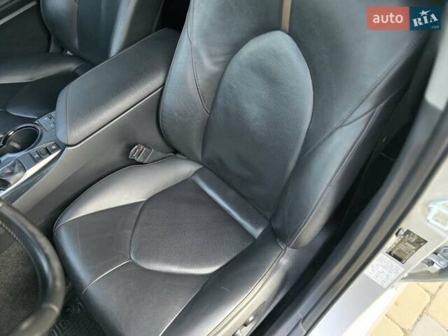 Сірий Тойота Камрі, об'ємом двигуна 2.49 л та пробігом 170 тис. км за 21900 $, фото 23 на Automoto.ua