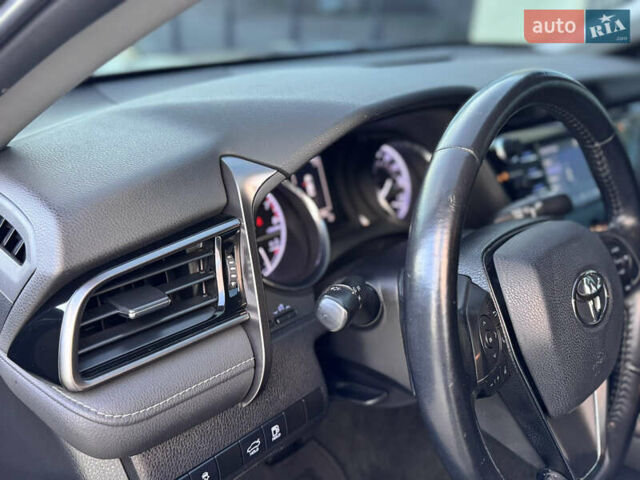 Сірий Тойота Камрі, об'ємом двигуна 2.49 л та пробігом 137 тис. км за 18700 $, фото 45 на Automoto.ua