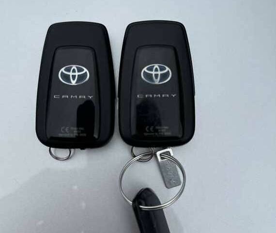 Серый Тойота Камри, объемом двигателя 2.5 л и пробегом 100 тыс. км за 18000 $, фото 12 на Automoto.ua