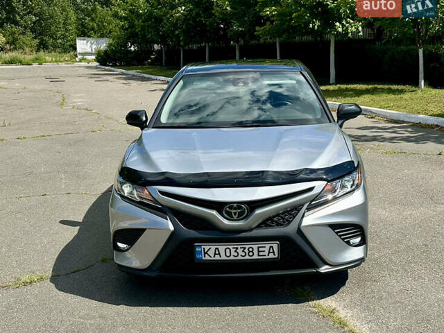 Сірий Тойота Камрі, об'ємом двигуна 2.49 л та пробігом 130 тис. км за 21000 $, фото 6 на Automoto.ua