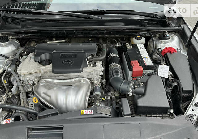 Сірий Тойота Камрі, об'ємом двигуна 2.5 л та пробігом 77 тис. км за 24900 $, фото 20 на Automoto.ua