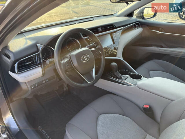 Серый Тойота Камри, объемом двигателя 2.49 л и пробегом 44 тыс. км за 22499 $, фото 61 на Automoto.ua