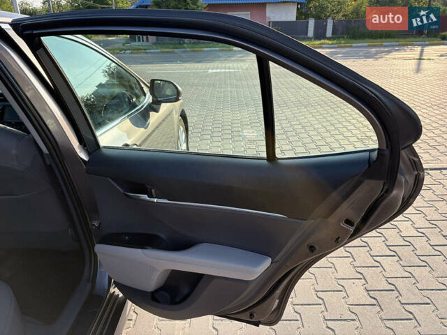 Серый Тойота Камри, объемом двигателя 2.49 л и пробегом 44 тыс. км за 22499 $, фото 36 на Automoto.ua