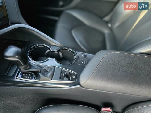 Сірий Тойота Камрі, об'ємом двигуна 2.49 л та пробігом 170 тис. км за 21900 $, фото 22 на Automoto.ua