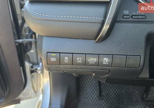 Серый Тойота Камри, объемом двигателя 3.5 л и пробегом 171 тыс. км за 22999 $, фото 29 на Automoto.ua