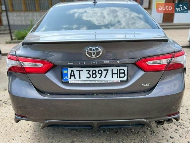 Сірий Тойота Камрі, об'ємом двигуна 2.49 л та пробігом 80 тис. км за 21114 $, фото 1 на Automoto.ua