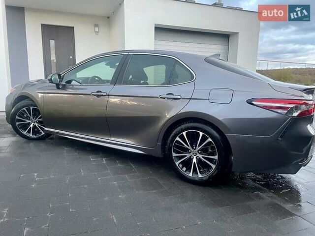 Серый Тойота Камри, объемом двигателя 2.49 л и пробегом 97 тыс. км за 22399 $, фото 9 на Automoto.ua