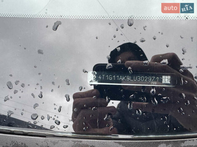 Сірий Тойота Камрі, об'ємом двигуна 2.49 л та пробігом 177 тис. км за 21500 $, фото 29 на Automoto.ua