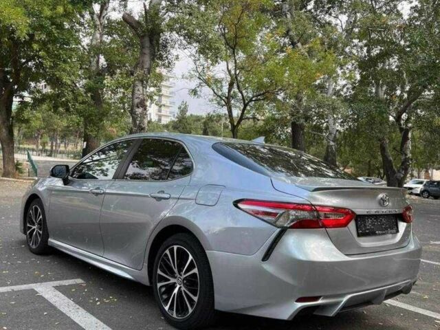 Сірий Тойота Камрі, об'ємом двигуна 2.5 л та пробігом 160 тис. км за 14200 $, фото 5 на Automoto.ua