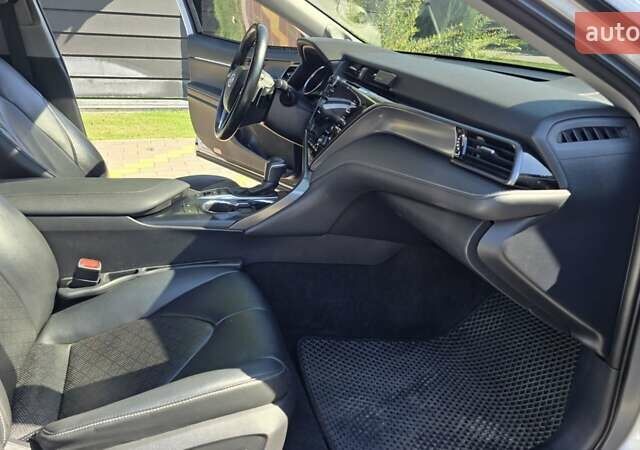 Серый Тойота Камри, объемом двигателя 3.5 л и пробегом 171 тыс. км за 22999 $, фото 31 на Automoto.ua