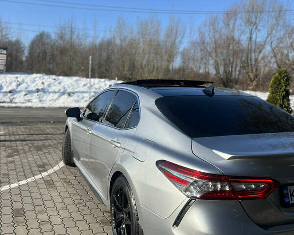 Сірий Тойота Камрі, об'ємом двигуна 2.49 л та пробігом 142 тис. км за 22000 $, фото 7 на Automoto.ua