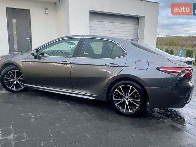 Серый Тойота Камри, объемом двигателя 2.49 л и пробегом 97 тыс. км за 22399 $, фото 8 на Automoto.ua