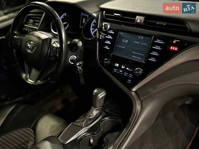 Сірий Тойота Камрі, об'ємом двигуна 2.49 л та пробігом 58 тис. км за 18800 $, фото 18 на Automoto.ua
