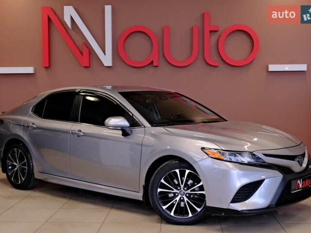Тойота Камри 2019 в Одессе на Automoto.ua Серый Тойота Камри, объемом двигателя 2.5 л и пробегом 47 тыс. км за 18900 $, фото 4 на Automoto.ua