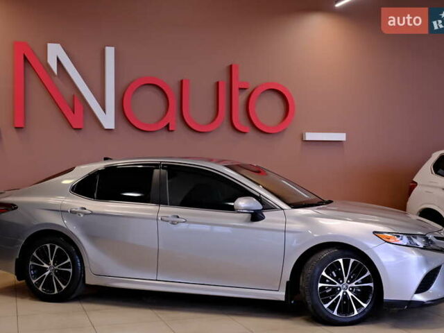 Тойота Камри 2019 в Одессе на Automoto.ua Серый Тойота Камри, объемом двигателя 2.5 л и пробегом 47 тыс. км за 18900 $, фото 7 на Automoto.ua