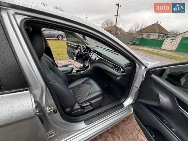 Сірий Тойота Камрі, об'ємом двигуна 2.49 л та пробігом 177 тис. км за 21500 $, фото 18 на Automoto.ua