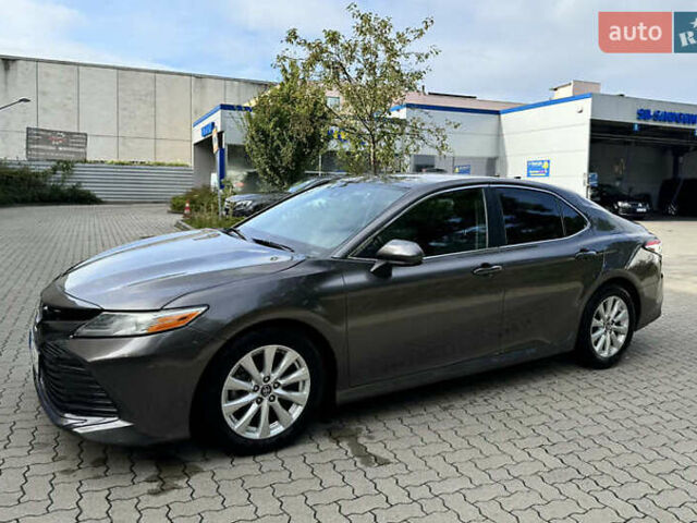 Сірий Тойота Камрі, об'ємом двигуна 2.49 л та пробігом 100 тис. км за 19700 $, фото 2 на Automoto.ua
