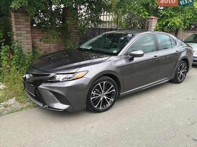 Серый Тойота Камри, объемом двигателя 2.49 л и пробегом 27 тыс. км за 26999 $, фото 7 на Automoto.ua