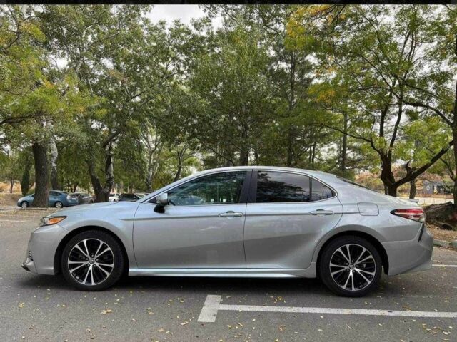 Сірий Тойота Камрі, об'ємом двигуна 2.5 л та пробігом 160 тис. км за 14200 $, фото 6 на Automoto.ua