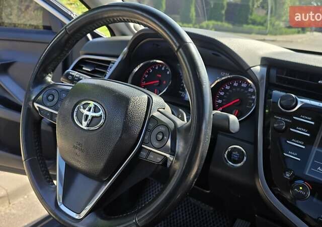 Серый Тойота Камри, объемом двигателя 3.5 л и пробегом 171 тыс. км за 22999 $, фото 32 на Automoto.ua