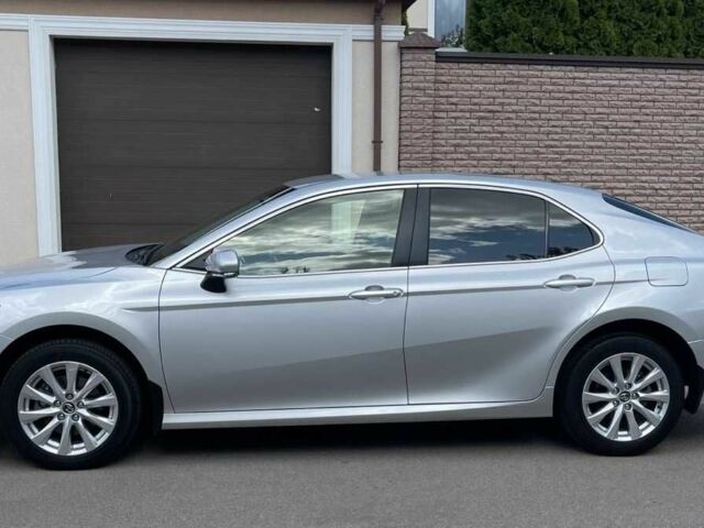 Серый Тойота Камри, объемом двигателя 2.49 л и пробегом 93 тыс. км за 21700 $, фото 3 на Automoto.ua