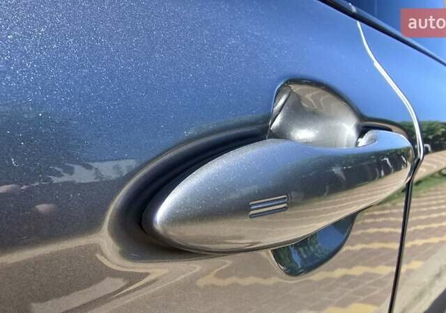 Серый Тойота Камри, объемом двигателя 3.5 л и пробегом 171 тыс. км за 22999 $, фото 21 на Automoto.ua