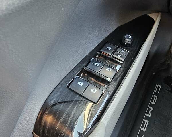 Сірий Тойота Камрі, об'ємом двигуна 2.49 л та пробігом 49 тис. км за 26100 $, фото 13 на Automoto.ua