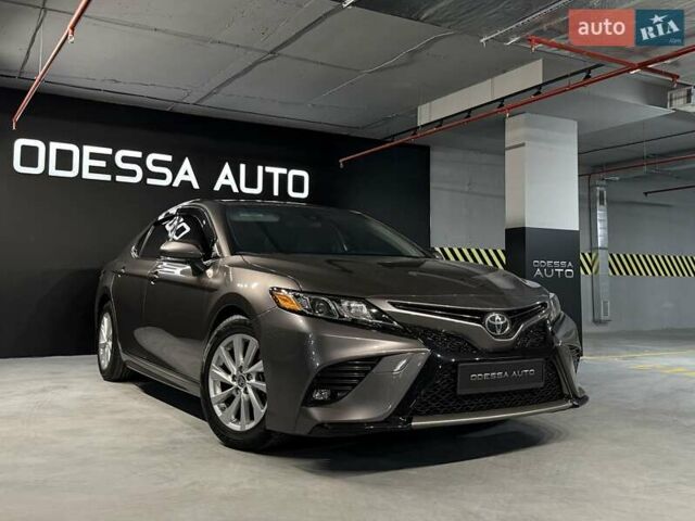 Сірий Тойота Камрі, об'ємом двигуна 2.49 л та пробігом 58 тис. км за 18800 $, фото 8 на Automoto.ua