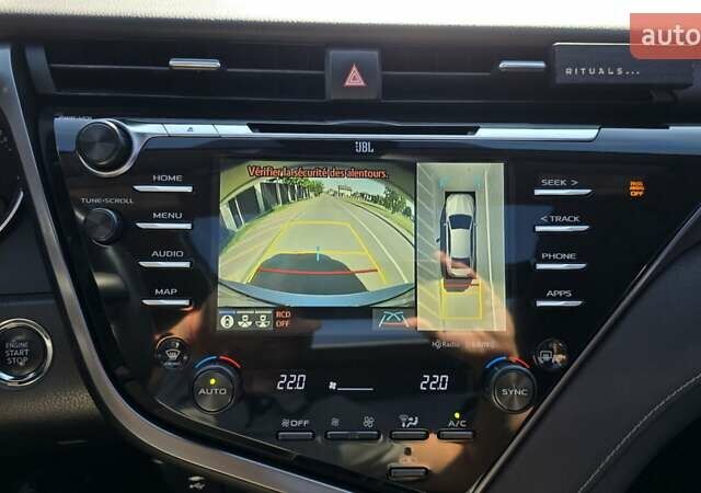 Серый Тойота Камри, объемом двигателя 3.5 л и пробегом 171 тыс. км за 22999 $, фото 43 на Automoto.ua